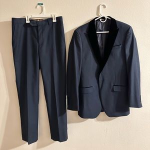 VITARELLI Italy Navy Blue Suit Jacket and pants Velvet Collar Size 38L Slim Fit